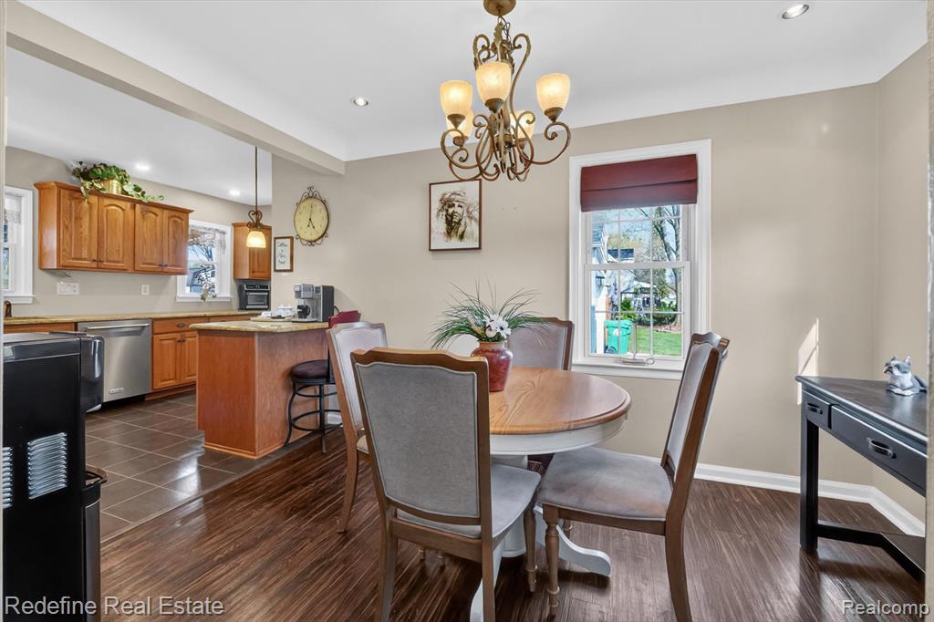 33124 Marquette Street, Garden City, MI — Photo 9