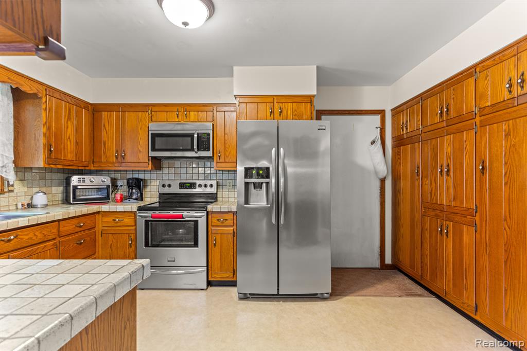 12735 BURMEISTER Road, Manchester, MI 48158 — Photo 9