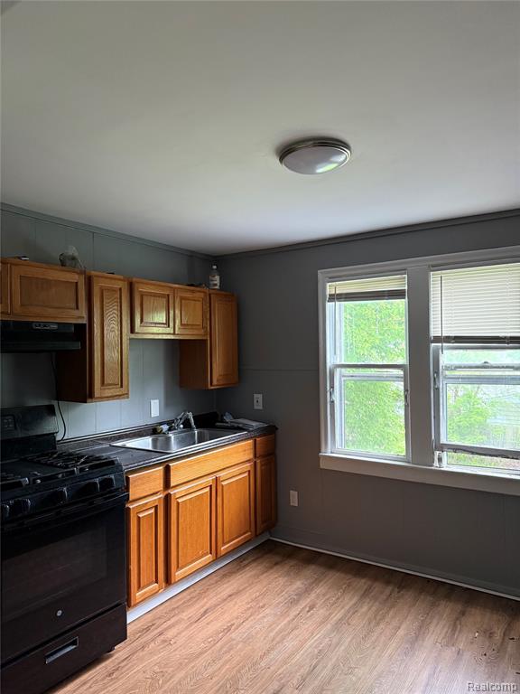 8100 Meadow-Upper Avenue, Warren, MI 48089 — Photo 9