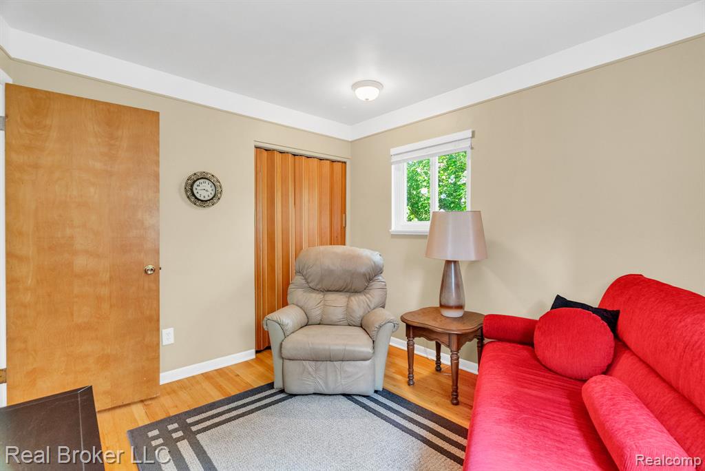 42347 Brentwood Drive, Plymouth, MI 48170 — Photo 27