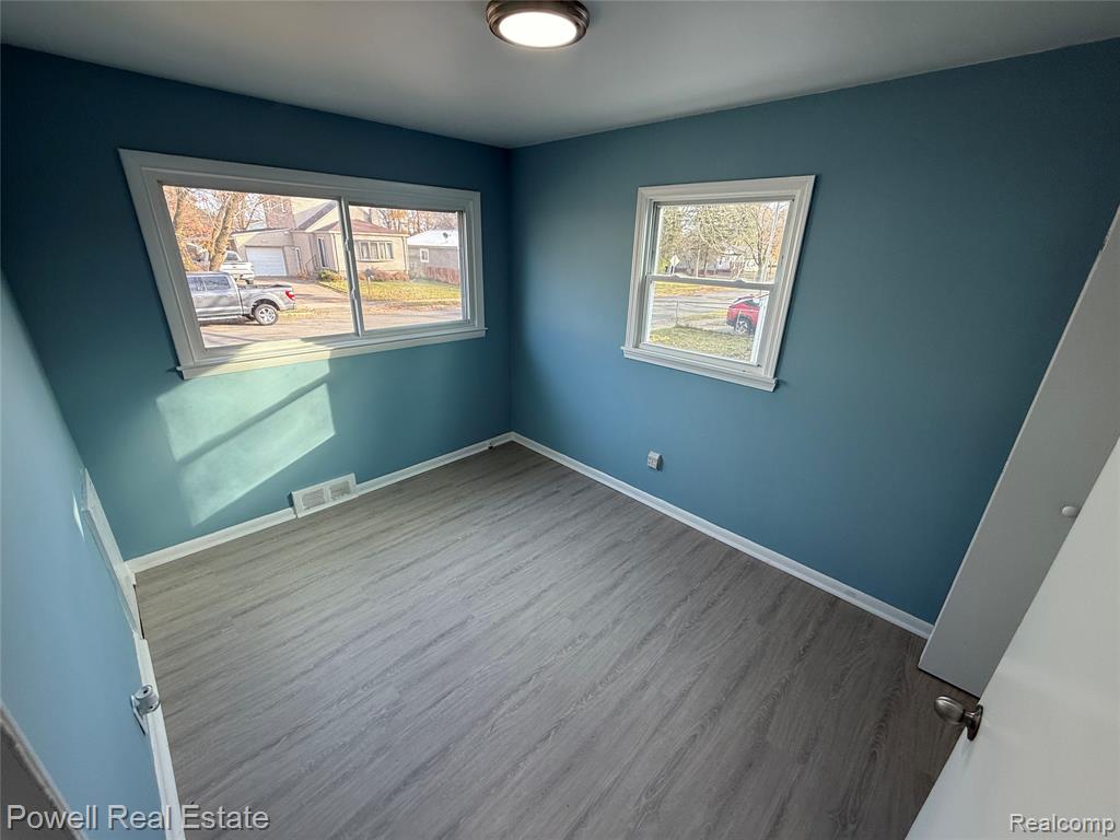 725 Emerson Avenue, Pontiac, MI 48340 — Photo 12