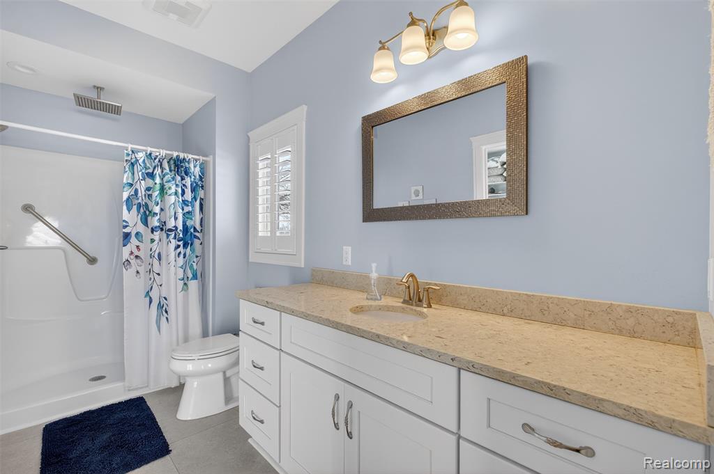 5110 Shorefront Lane, MI — Photo 18