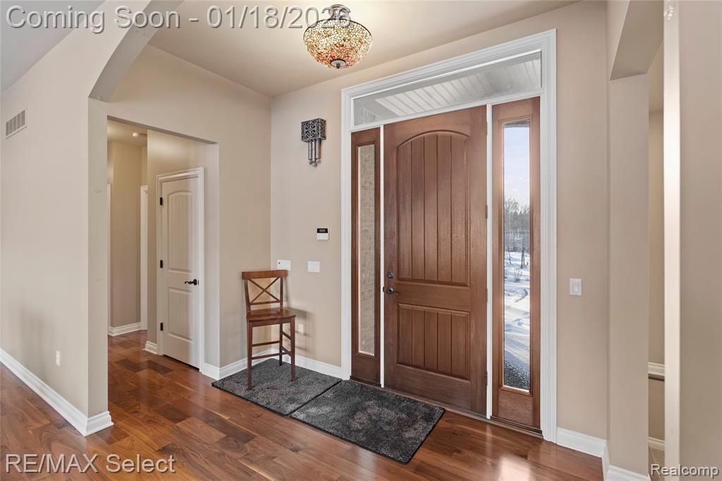 9305 Vassar Road, Grand Blanc, MI 48439 — Photo 28