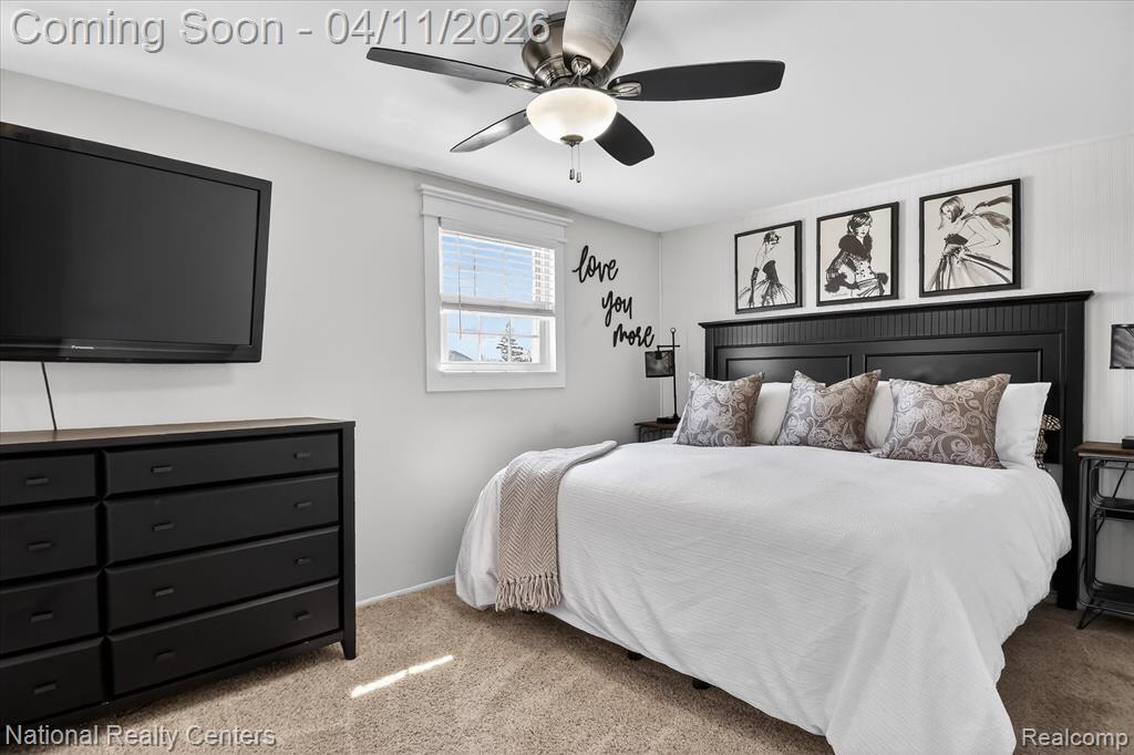 594 Worchester Street, Westland, MI 48186 — Photo 19