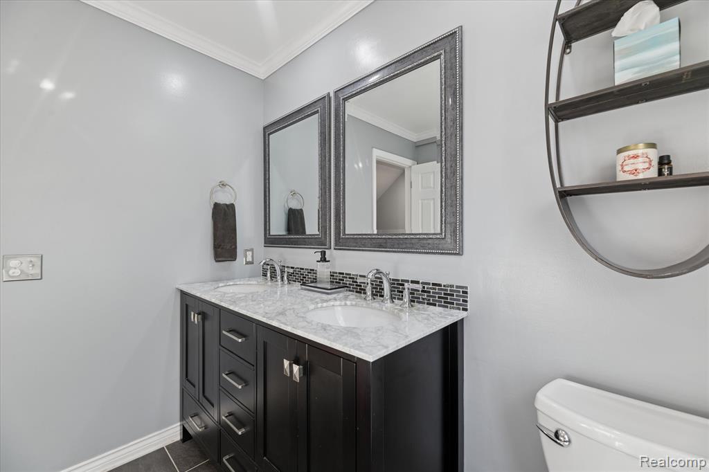 1283 Woodnoll Drive, Flint, MI 48507 — Photo 27
