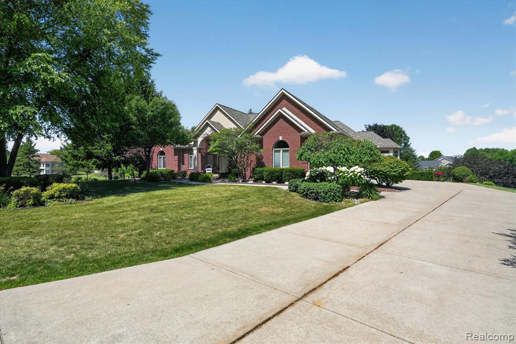 2212 Lily Court, Davison, MI 48423 — Photo 2