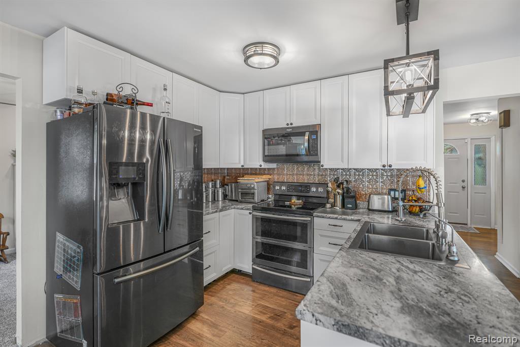 682 Zehnder Drive, Frankenmuth, MI 48734 — Photo 7