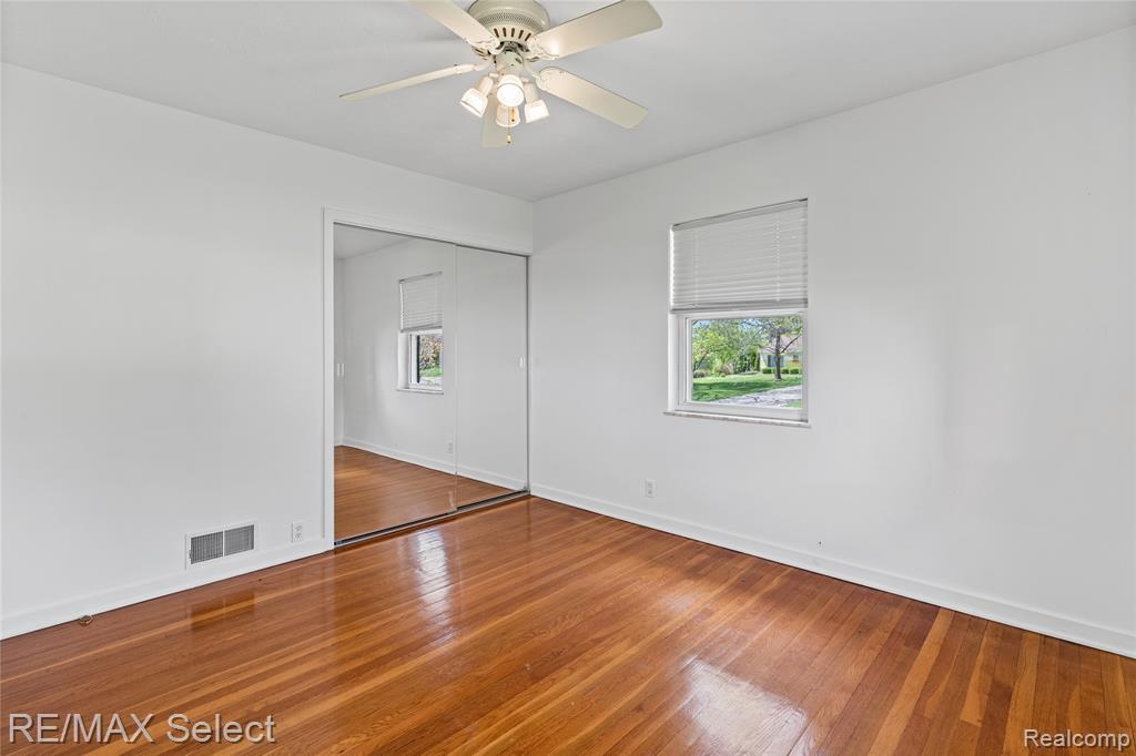 3441 Hawthorne Drive, Flint, MI 48503 — Photo 29
