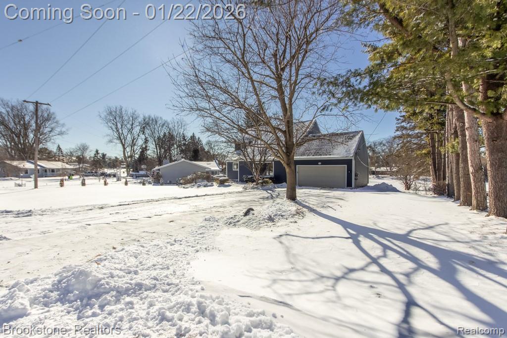 4188 Loch Drive, Highland, MI — Photo 10