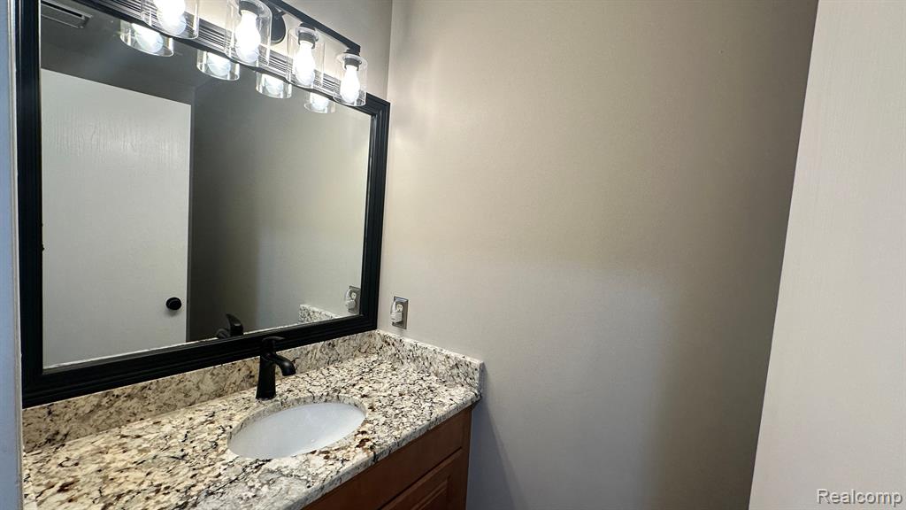 350 Timberwood Trail, Ortonville, MI 48462 — Photo 20