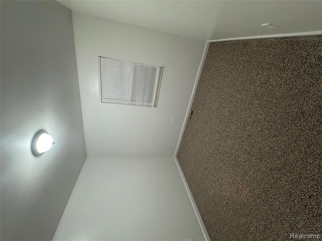 6128 Cold Spring Trail, Grand Blanc, MI 48439 — Photo 11