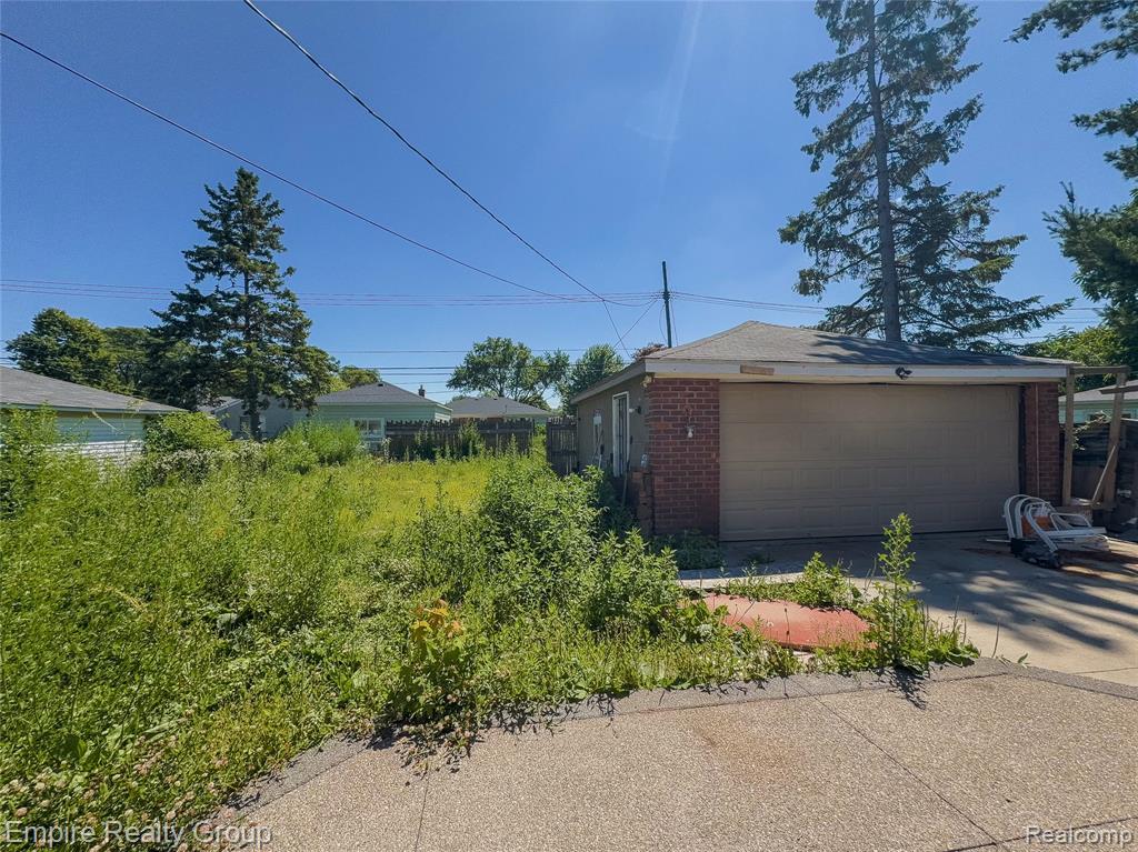 905 N Esplanade Street, Mount Clemens, MI 48043 — Photo 39