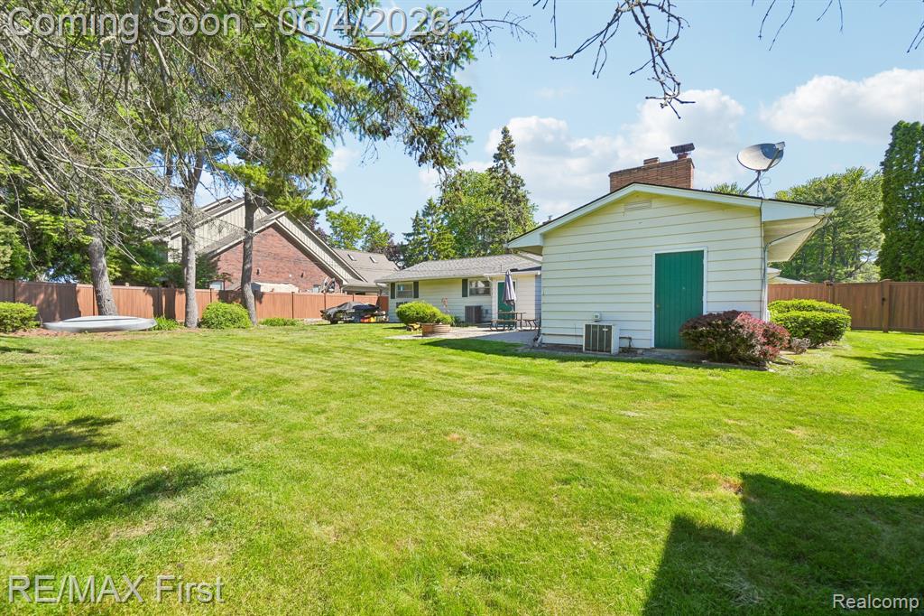 36940 Highview Street, New Baltimore, MI 48047 — Photo 30