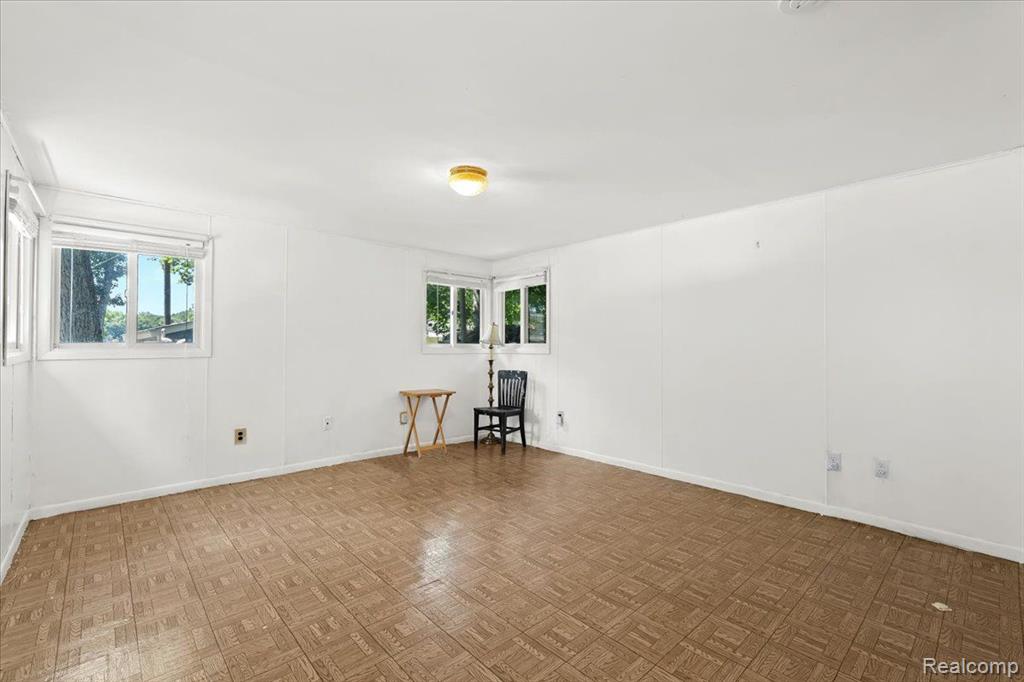 220 ELLSWORTH LAKE Drive, Gregory, MI 48137 — Photo 12