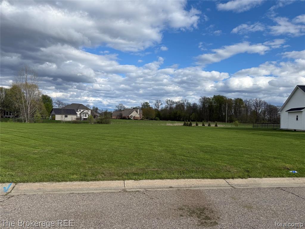 6318 Victoria Lane, Swartz Creek, MI 48473 — Photo 8