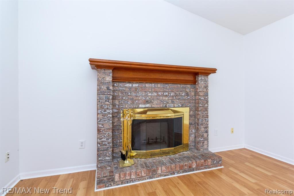25935 Junction, Novi, MI — Photo 18