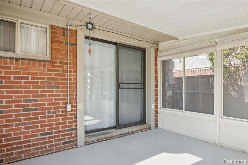 4943 Pardee Avenue, Dearborn Heights, MI 48125 — Photo 22
