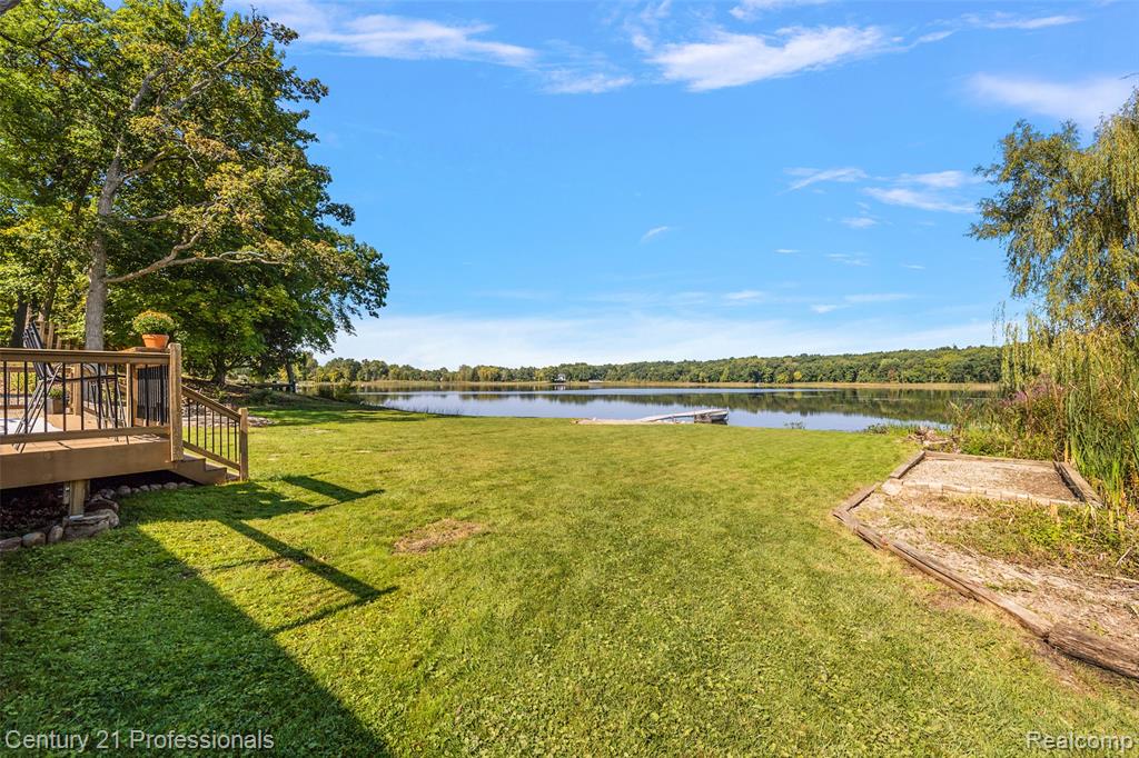 2679 Lakeview Drive, Ortonville, MI 48462 — Photo 62