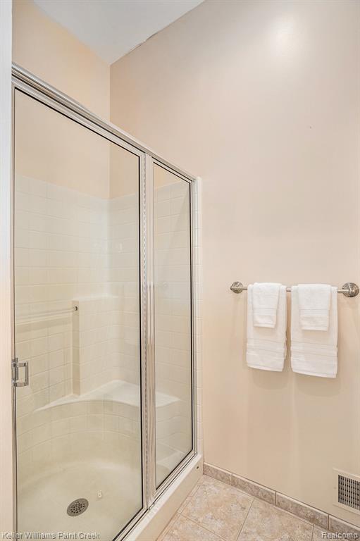 629 CREEKSIDE, Oxford, MI 48371 — Photo 14