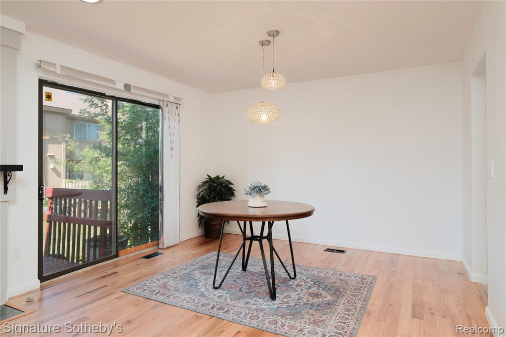 5188 W Richard Run, West Bloomfield, MI — Photo 10