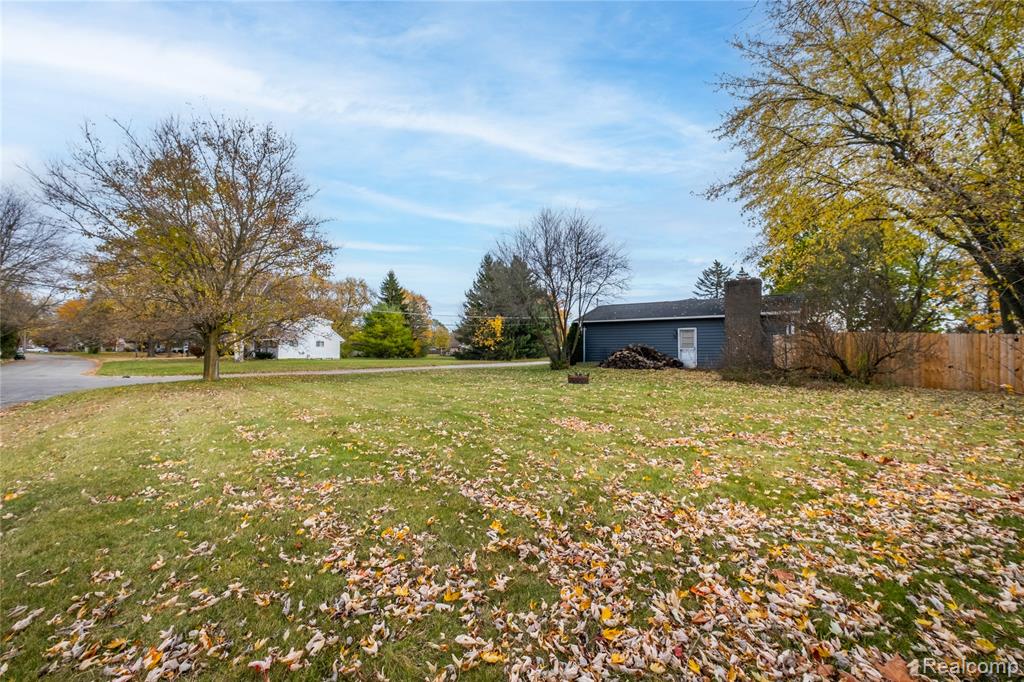 7121 S Fork Drive, Swartz Creek, MI 48473 — Photo 11