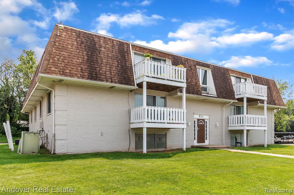 320 S Drake Road, Kalamazoo, MI 49009 — Photo 22