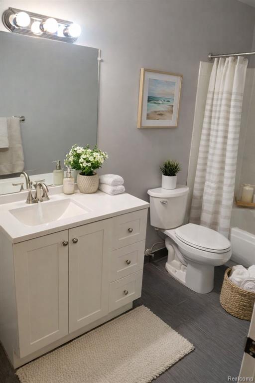 5680 Pardee Avenue, Dearborn Heights, MI, 48125