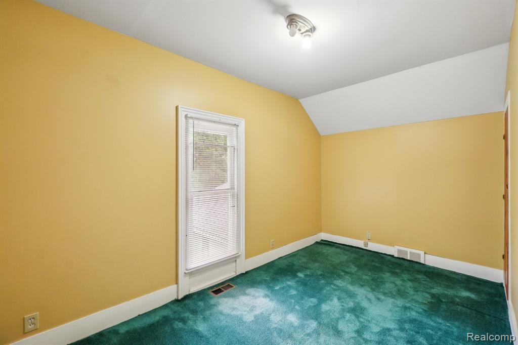 9551 Ellis Road, Clarkston, MI 48348 — Photo 31