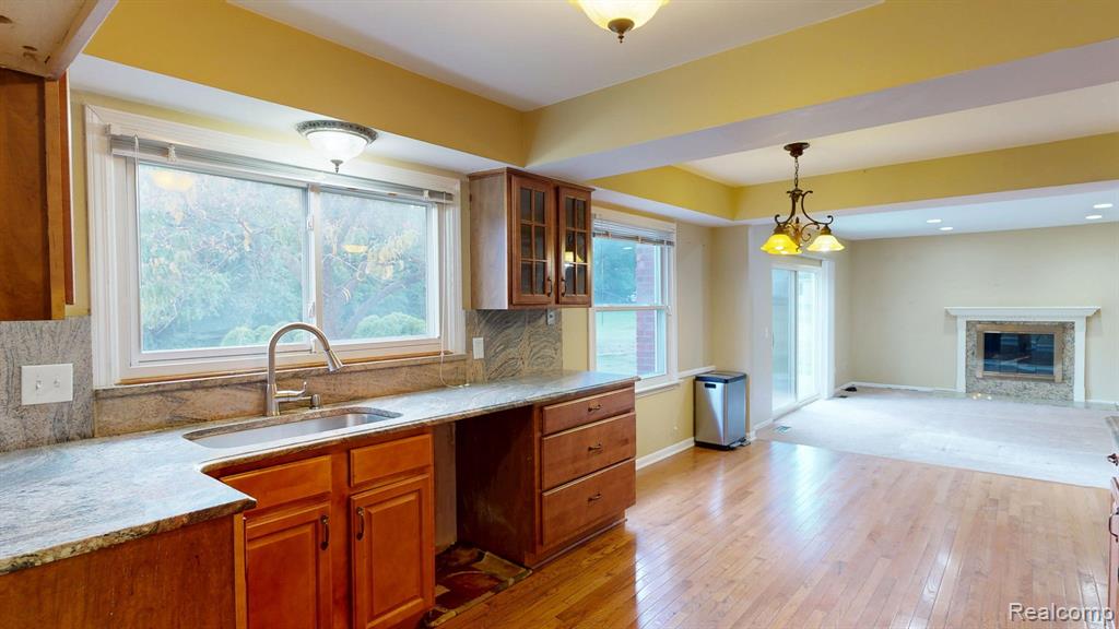 4185 Pinehurst Court, West Bloomfield, MI — Photo 18