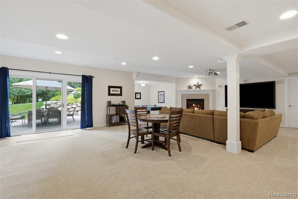 5110 Kitson Lane, West Bloomfield, MI 48324 — Photo 33
