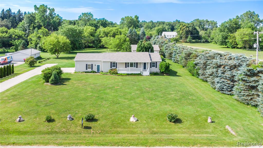 9600 Hamill Road, Otisville, MI 48463 — Photo 2