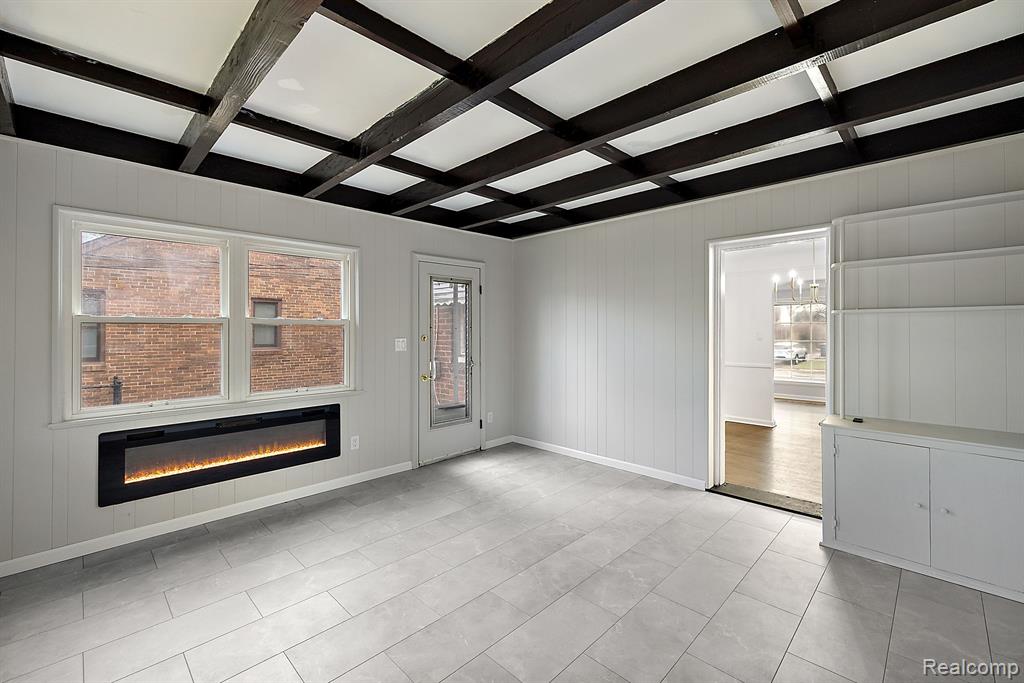 925 N MELBORN Street, Dearborn, MI 48128 — Photo 9