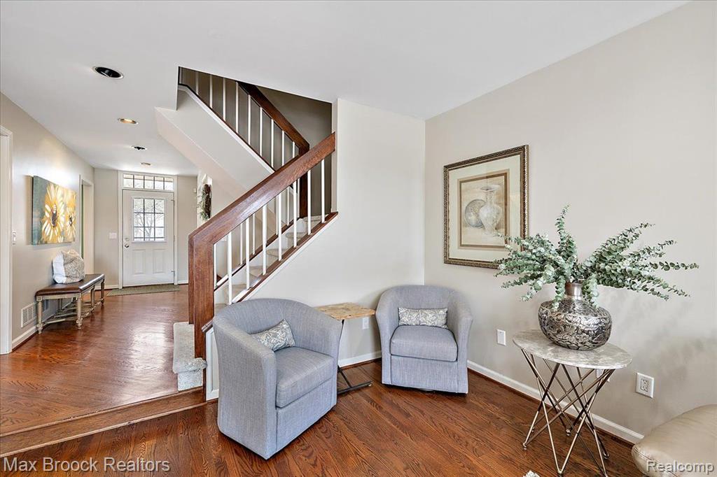 892 TARTAN Trail, Bloomfield Hills, MI 48304 — Photo 8