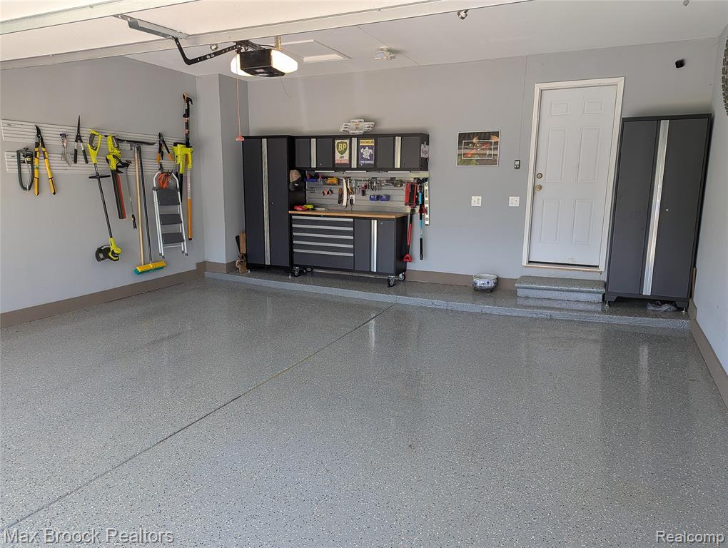 5415 White Hall Circle Circle, West Bloomfield, MI 48323 — Photo 40