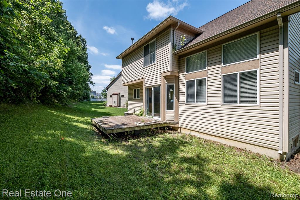 434 Converse Court, Lake Orion, MI 48362 — Photo 48