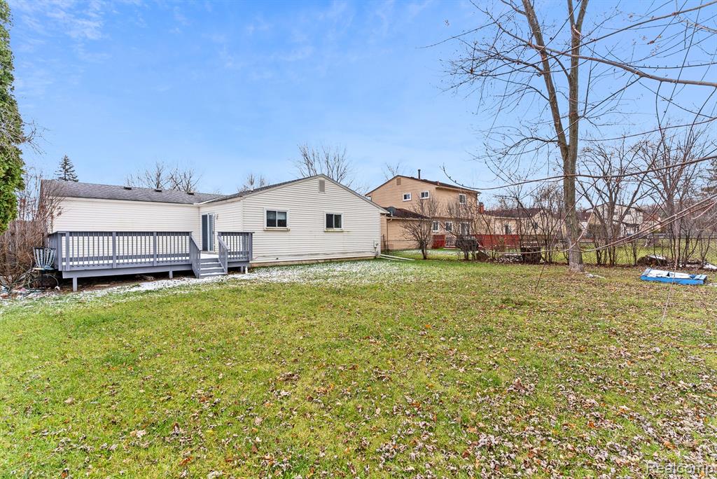 9101 ARLINGTON Drive, Ypsilanti, MI 48198 — Photo 28