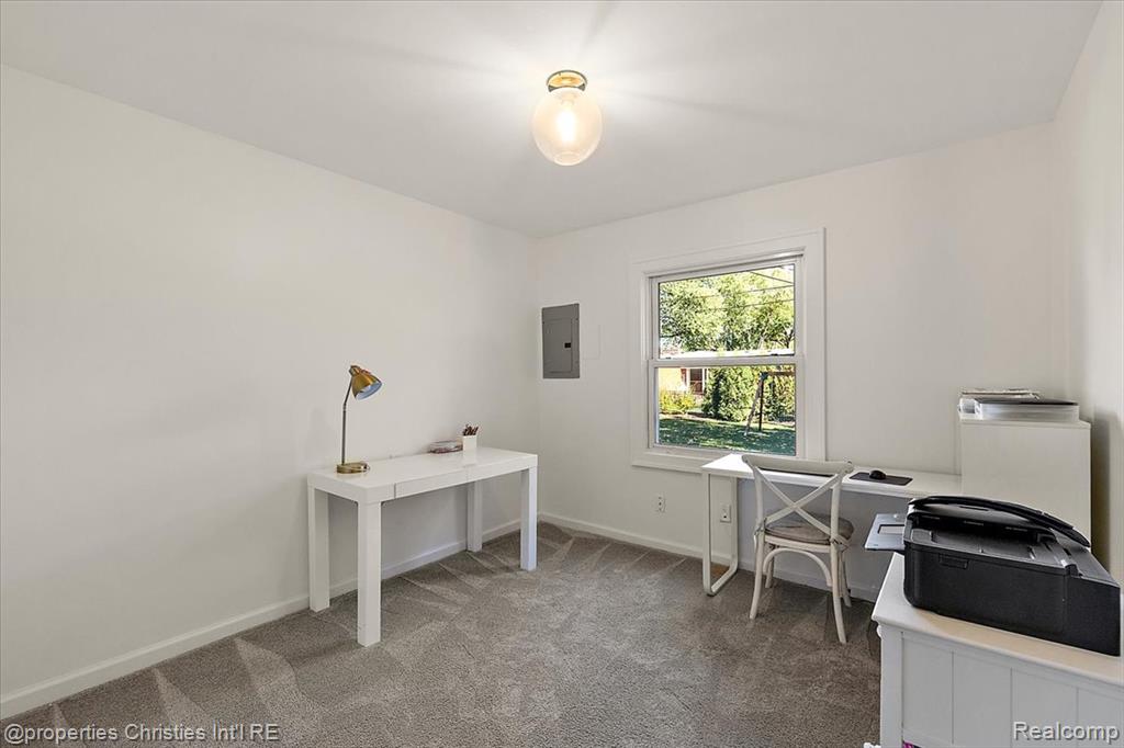 31462 Waltham Road, Beverly Hills, MI 48025 — Photo 26
