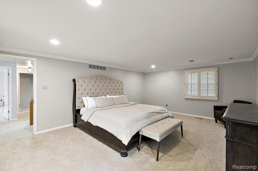 4592 FAIRWAY Ridge, West Bloomfield, MI 48323 — Photo 30