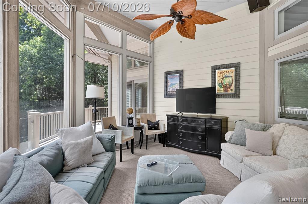 12172 Woodline Drive, Fenton, MI 48430 — Photo 22