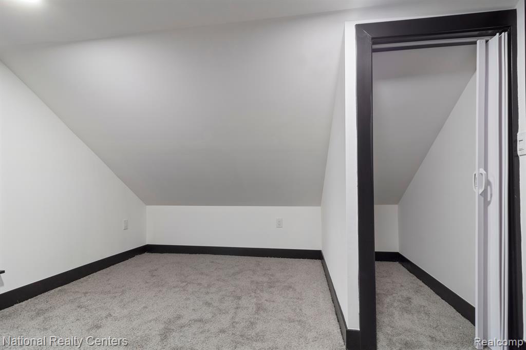 19178 SHERWOOD Street, Detroit, MI 48234 — Photo 22