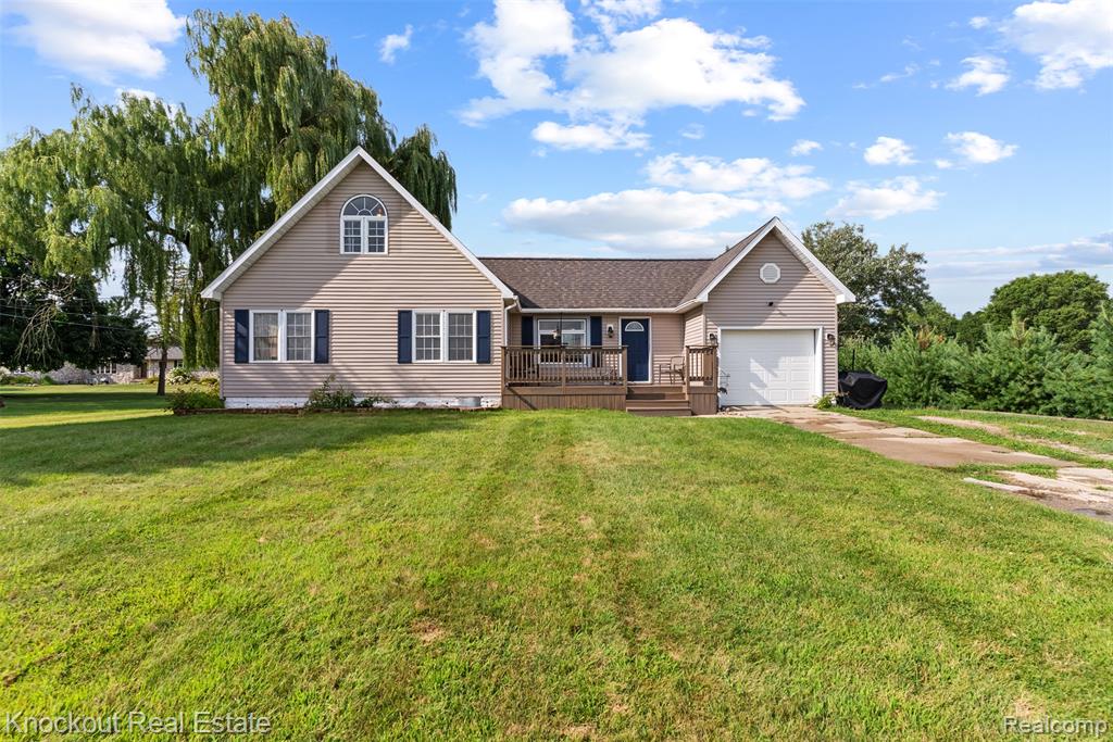 8058 Stanley Road, Flushing, MI 48433 — Photo 2