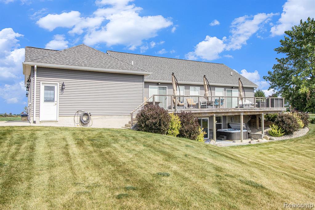 2660 Bay Point Court, Imlay City, MI 48444 — Photo 28