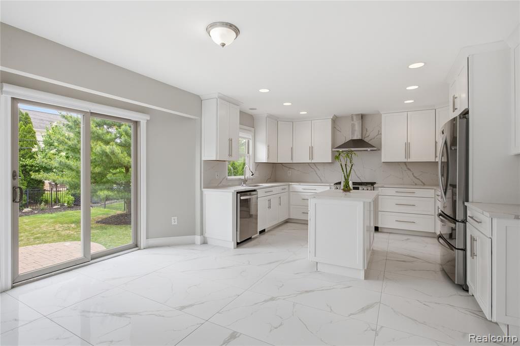 8873 Northern Avenue, Plymouth, MI 48170 — Photo 14