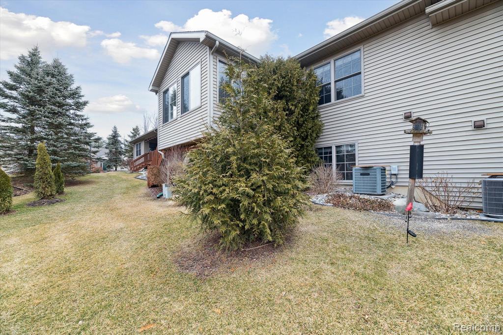 6062 GREEN ASH Drive, 36, Brighton, MI 48116 — Photo 49
