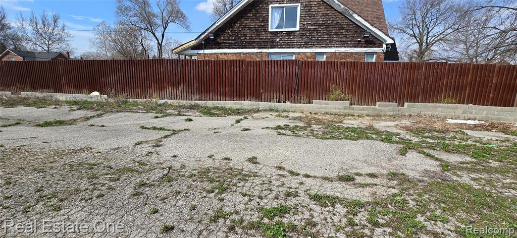 7228 Rutherford Street, Detroit, MI 48228 — Photo 5