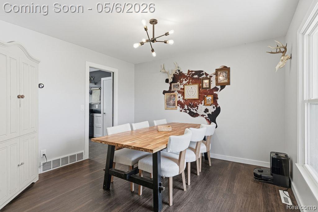 2049 E Hill Road, Grand Blanc, MI 48439 — Photo 13
