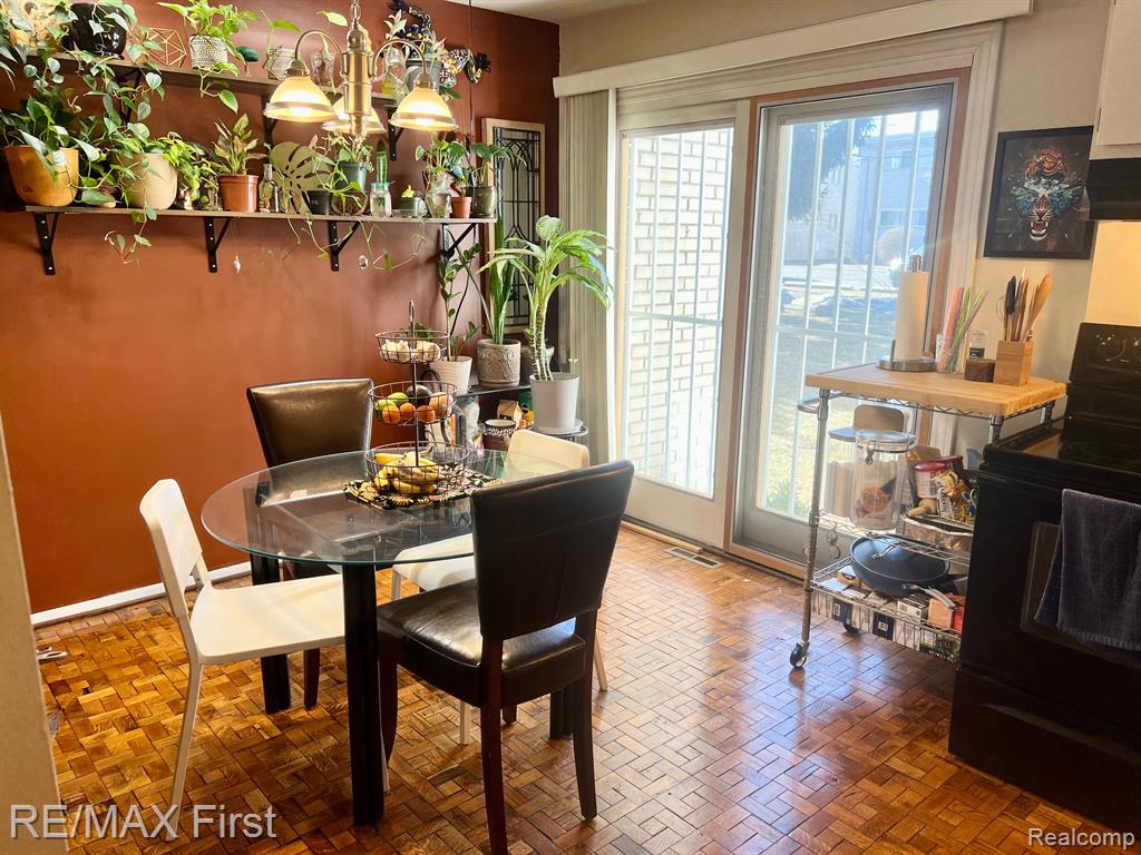 4909 MANSFIELD Avenue, H10, Royal Oak, MI 48073 — Photo 4