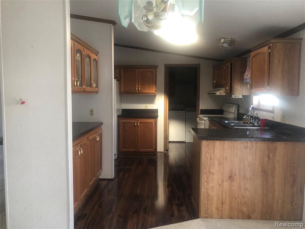 7336 Scotland Circle, Alma, MI 48801 — Photo 3