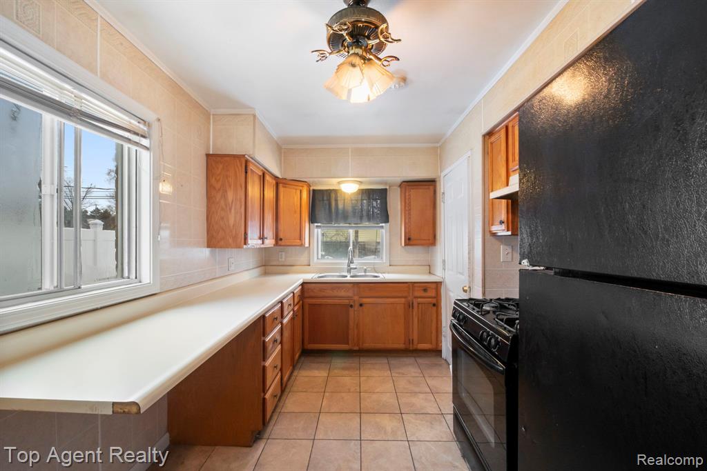 520 Linda Vista Drive, Pontiac, MI 48342 — Photo 12