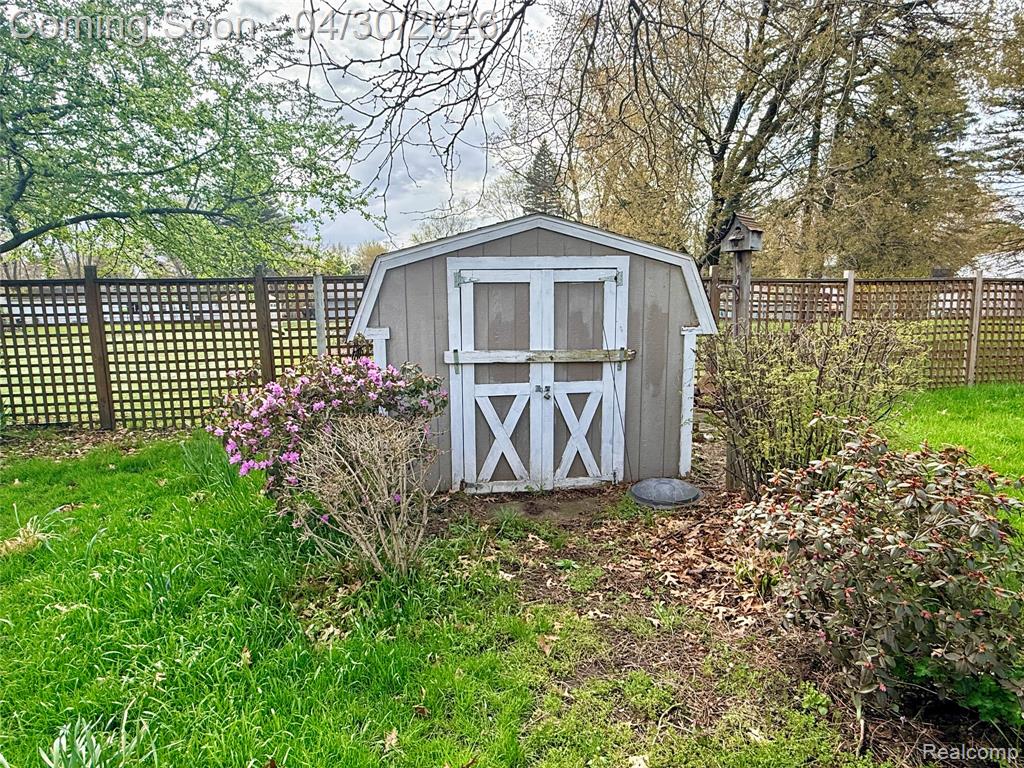 2571 Herber Drive, Port Huron, MI 48060 — Photo 21